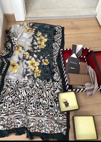 Vakko Cüzdan ve Şal set Annelere hediye - Görsel 3