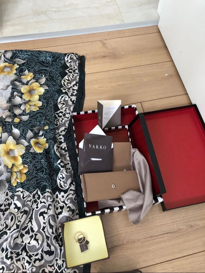 Vakko Cüzdan ve Şal set Annelere hediye - Görsel 4