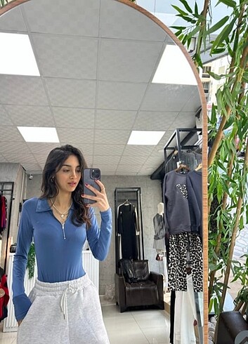 Mavi bodysuit