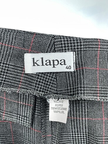 40 Beden çeşitli Renk Diğer Kumaş Pantolon %70 İndirimli.