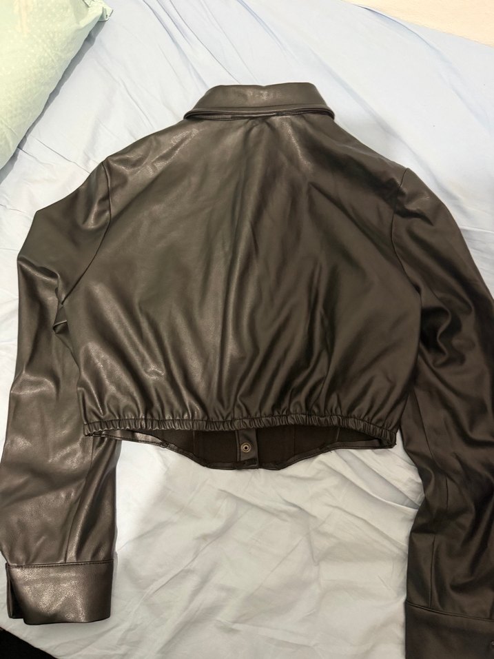 Düğmeli Siyah Deri Kadın Ceket - Görsel 4