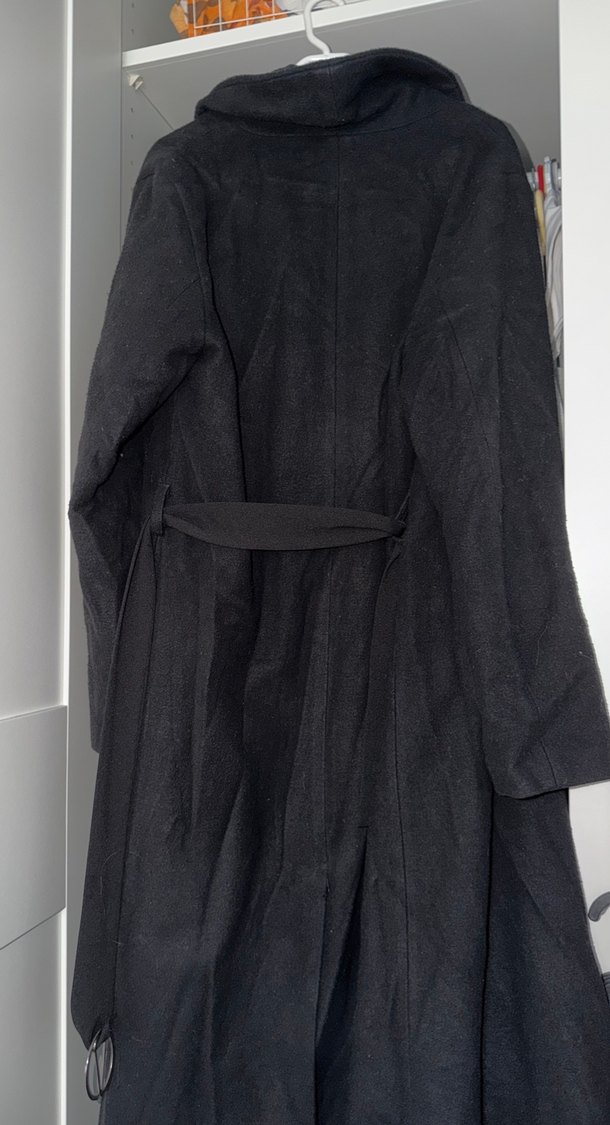 Siyah Uzun Kaban - Görsel 4