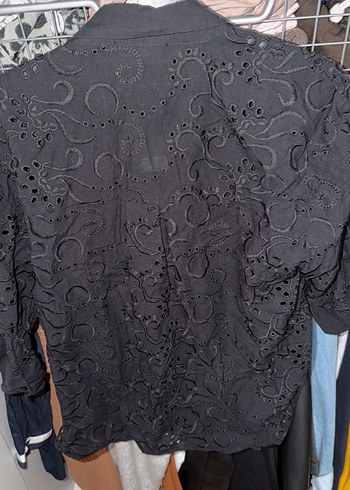 Düğmeli Siyah Gömlek Midi Uzun Kollu - Görsel 3