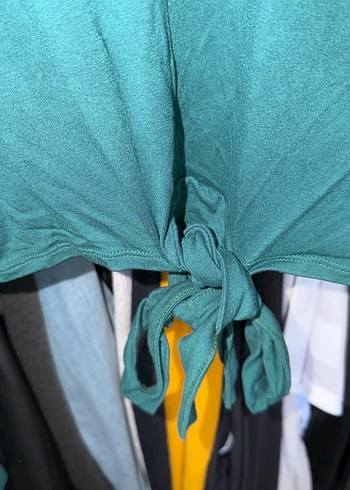 Bağlanalı İp Detaylı Yeşil Balıkçı Yaka Bluz - Görsel 3