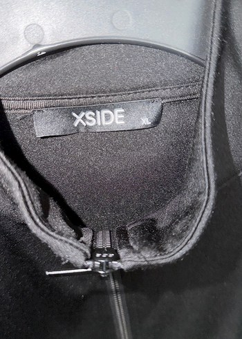 Siyah Fermuarlı Yüksek Yakalı Kadın Ceket - Görsel 2