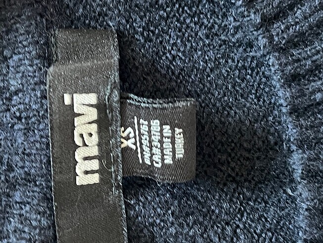 xs Beden MAVİ JEANS YÜNLÜ KAZAK