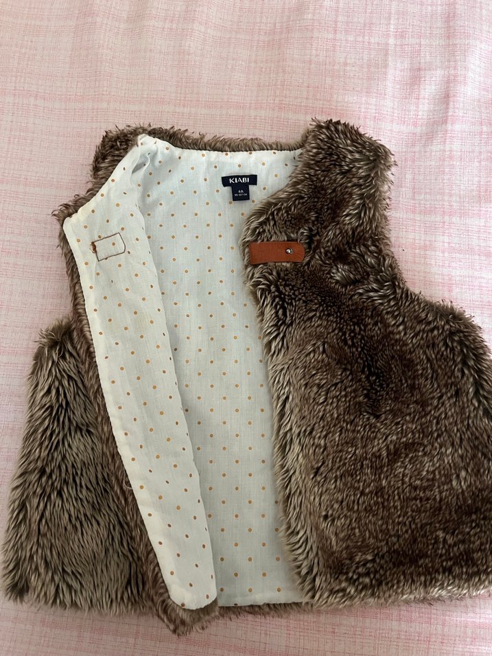 Kız Çocuk Kahverengi Kürklü Yelek - Görsel 2