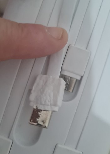 DAHİLİ KABLOLU POWERBANK FENERLİ TYPE-C DÖNÜŞTÜRÜCÜ İLE - Görsel 5