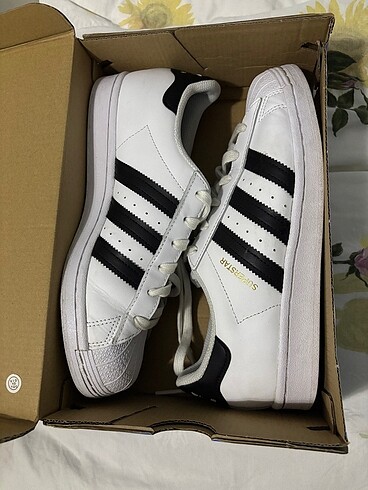 39,5 Beden beyaz Renk Adidas superstar orijinal 39,5 numara