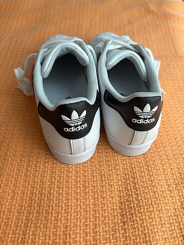 39,5 Beden beyaz Renk Adidas superstar 39,5 numara orijinal