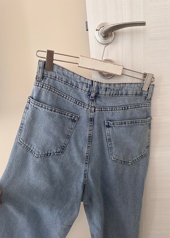 26 Beden Bol Kesim Kadın Kot Pantolon