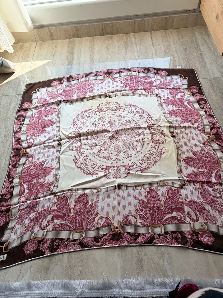 Armine eşarp - Görsel 2