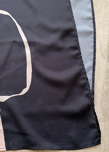 Çok Renkli Avant-Garde Kadın Şal - Görsel 4