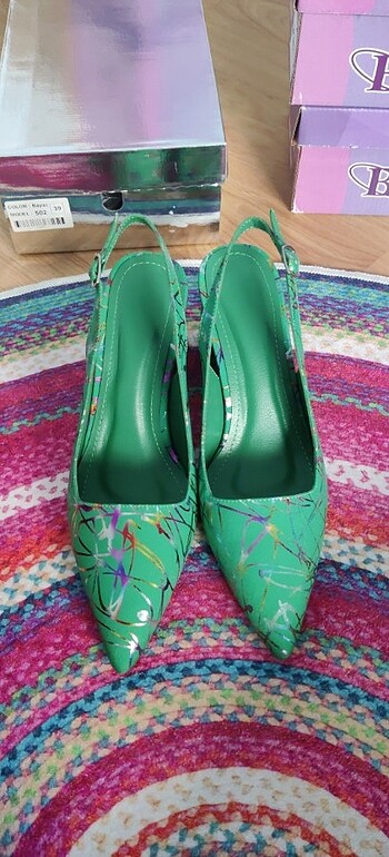 Yeşil Stiletto 