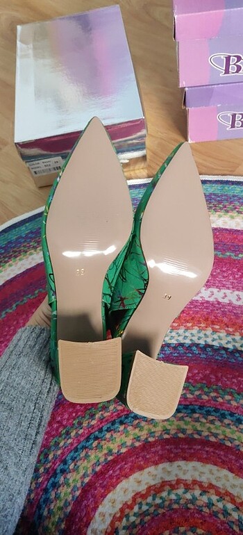 39 Beden yeşil Renk Yeşil Stiletto