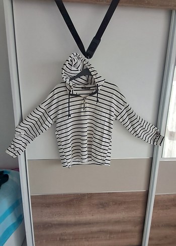 Diğer Uzun Kollu, kapşonlu, M beden Kadın Sweatshirt