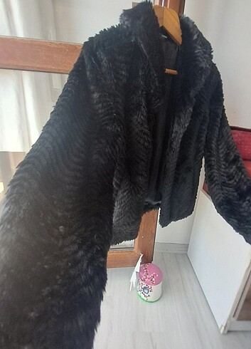 40 Beden siyah Renk Walles marka suni kürk 40 beden