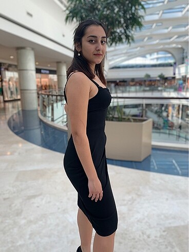 Askılı elbise
