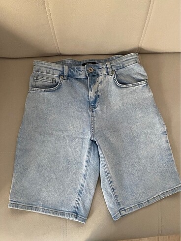LC waikiki 30 beden kot şort