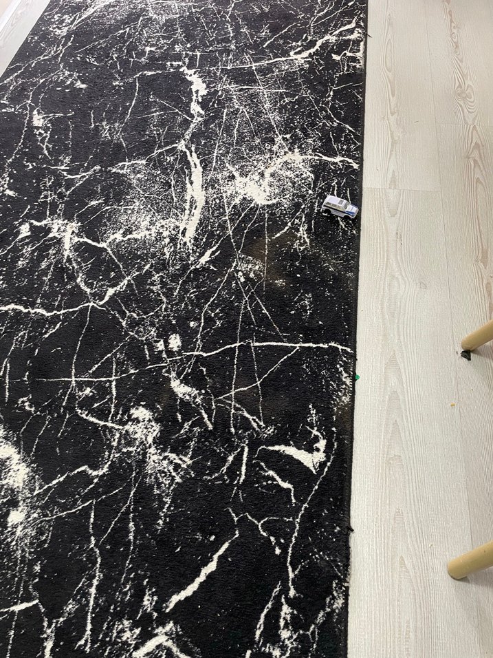 Siyah Desenli Modern Mutfak Halısı - Görsel 3