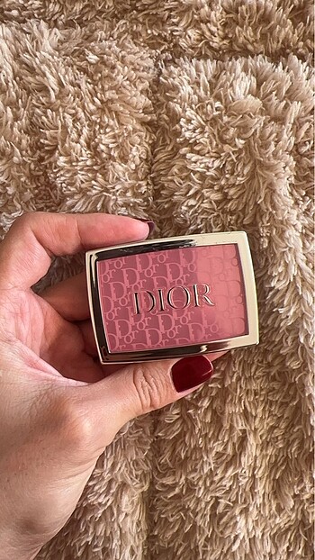 DIOR ALLIK