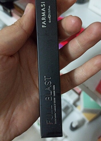 Farmasi full blast maskara 