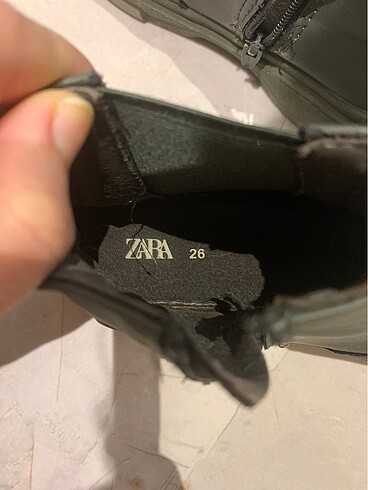 26 Beden Zara cocuk çizme 26