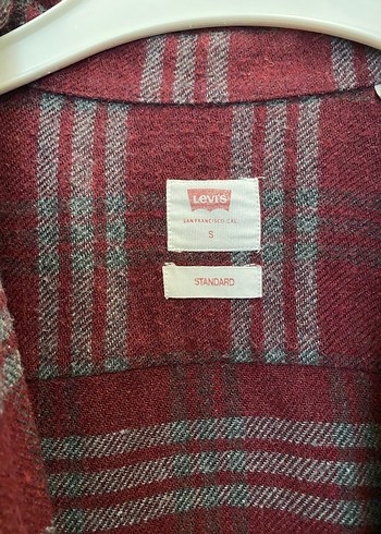 Levis oduncu gömlegi