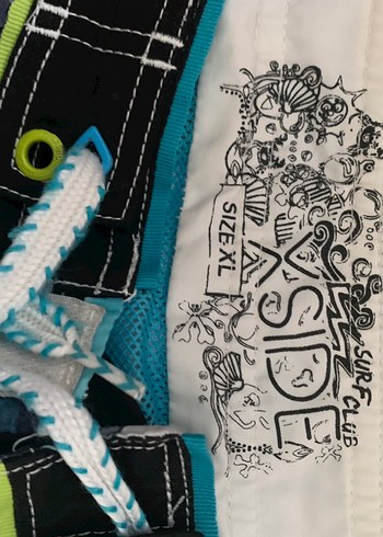 Erkek Çok Renkli Baskılı Mini Şort - Görsel 3