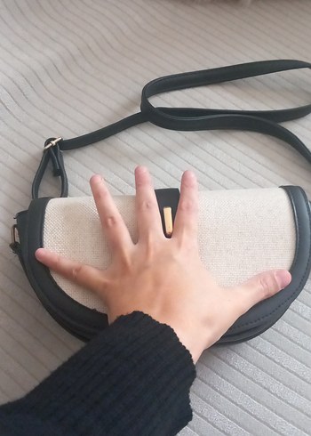 Bej Siyah Tokalı Kadın Omuz Çantası - Görsel 6