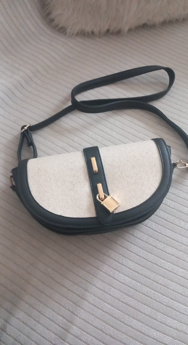 Bej Siyah Tokalı Kadın Omuz Çantası - Görsel 5