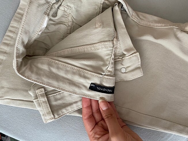 Trendyol & Milla flare bej pantolon 34 beden