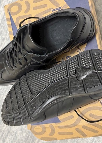 Siyah ünisex ayakkabı 40 numara - Görsel 4