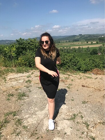 Elbise