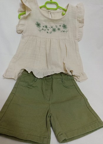 Çiçek Nakışlı Fırfırlı Kız Bebek Takımı - Görsel 2