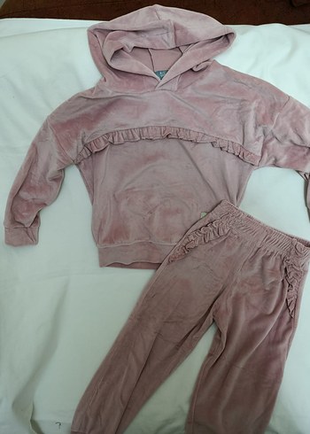 Kızlar için Pembe Fırfırlı Rahat Eşofman Takımı - Görsel 2