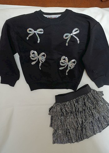 Kız Çocuk Siyah Nakışlı Triko Kazak - Görsel 2