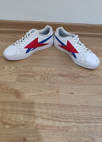 42 Beden Reebok erkek ayakkabı