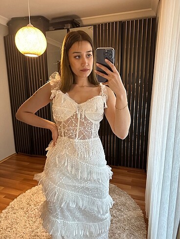 l Beden beyaz Renk Raisa vanessa