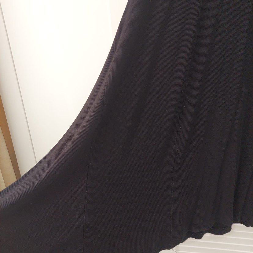 Drapeli Siyah Kolsuz Uzun Keten Elbise - Görsel 3