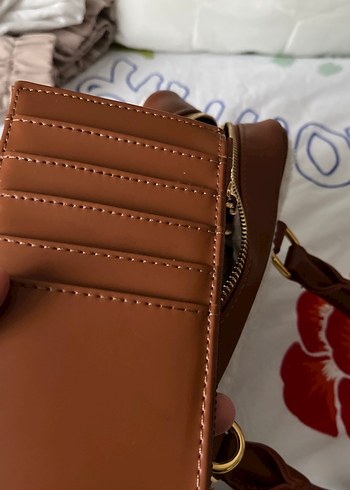 Miu Miu Beyaz Kürklü Deri Kadın Çanta - Görsel 6