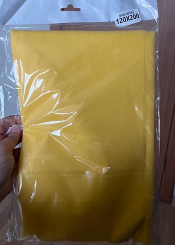 Sarı renk masa örtüsü - Görsel 3