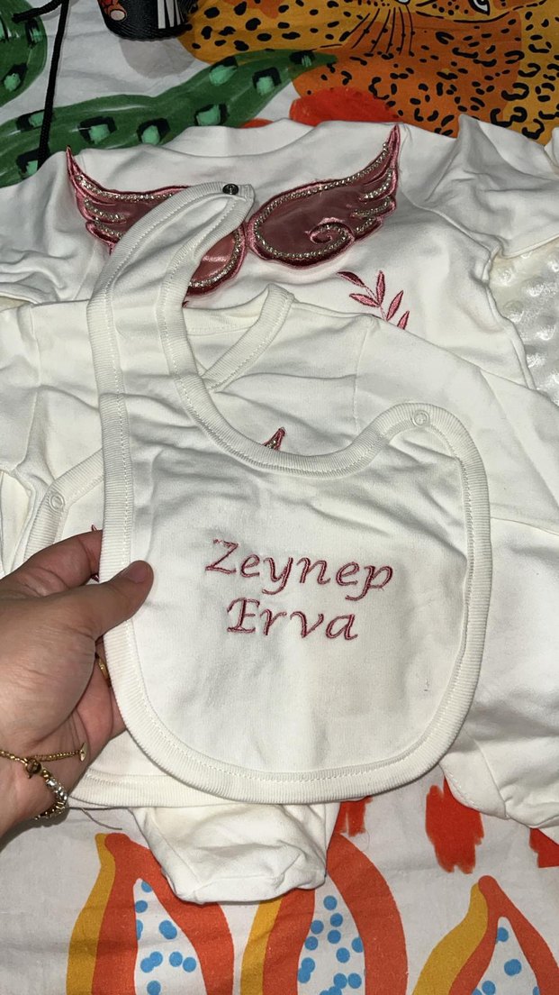 Bebek Kız Beyaz Baskılı Fermuarlı Hastane Kıyafeti - Görsel 2