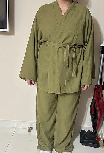 Diğer Haki yeşil kimono takım