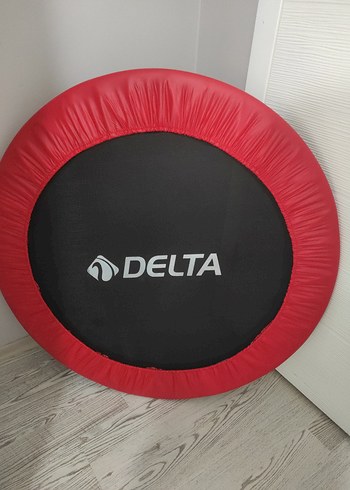 Delta Kırmızı tutmalı trambolin