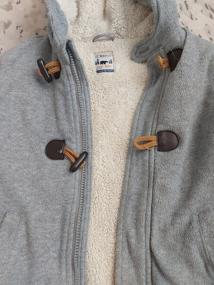 Gri Kapüşonlu Erkek Çocuk Peluş Mont - Görsel 5