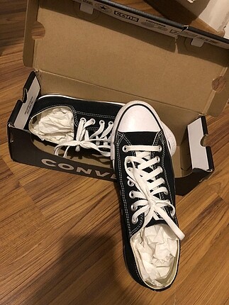 Sıfır ayarında converse