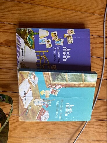 İpek Ongun 2 kitap!!