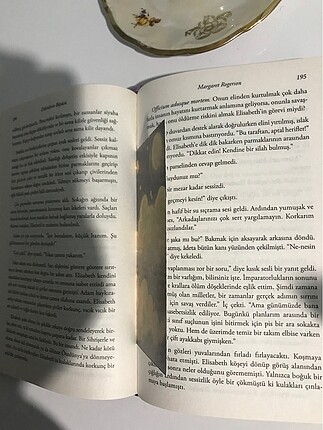 Kitap aralığı/duvar süsü