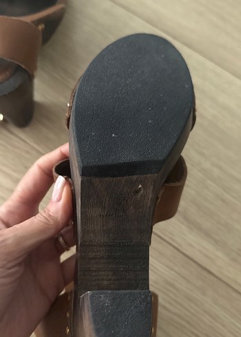 Mango Kahverengi Dolgu Topuklu Sandalet - Görsel 4